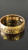 18ct Gold wedding band Weight 4g