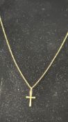9ct Gold chain & cross pendant Weight 3g