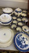 Booths Real Old Willow dinnerware group, pattern A8025