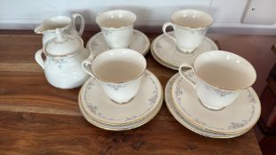 Royal Doulton 'Classique' porcelain tea service, 14 pcs