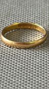 22ct Gold wedding band Size N.5 2.3g