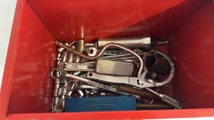 Toolbox with assorted hand tools