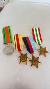 4 WWII medals