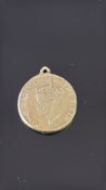 9ct Gold coin pendant Weight 9.3g