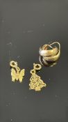 2x 9ct Gold charms/pendants & pair of 9ct gold ear