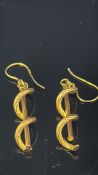 Pair of 9ct Gold earrings Weight 2g