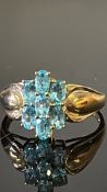 9ct Gold ring set with aquamarine cluster Weight 3