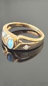 9ct Gold ring set with moonstone & diamond Weight