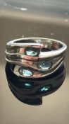 9ct White Gold ring set with teal gemstones Weight