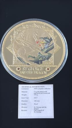 Timed Autction - Gold, Jewellery, Glass, Ceramics and others