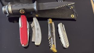 Collection of pen knives together with a hunting k