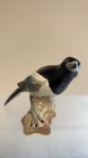 Beswick Magpie bird No 2305