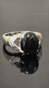 9ct White Gold ring set with black onyx Weight 6.1