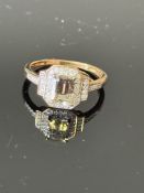 9ct Gold ring set with central possible citrine se