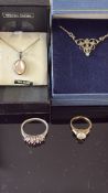 1x Silver rings & 2 silver necklaces