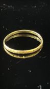 9ct Gold small thin ring Size L