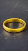 22ct Gold wedding band Weight 4.8g Size Q