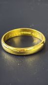 18ct Gold wedding band Weight 4.4g Size Q.5