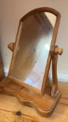 Wooden tabletop dressing mirror