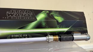 Hasbro Star Wars Black Series Luke Skywalker Force FX Elite Lightsaber
