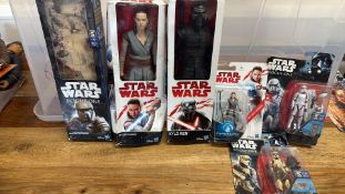 Set of 6 Star Wars boxed action figures, Hasbro