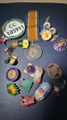 Collection of vintage pin badges to include Butlin