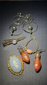 Collection of costume jewellery