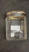 Silver top oval pot London 28g