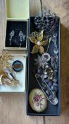 Collection of costume jewellery
