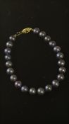 14ct gold clasp pearl bracelet