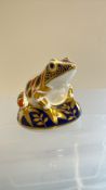 Royal crown derby Imari frog with gold stopper
