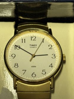 Timed Auction - Wristwatches, jewellery & collectables