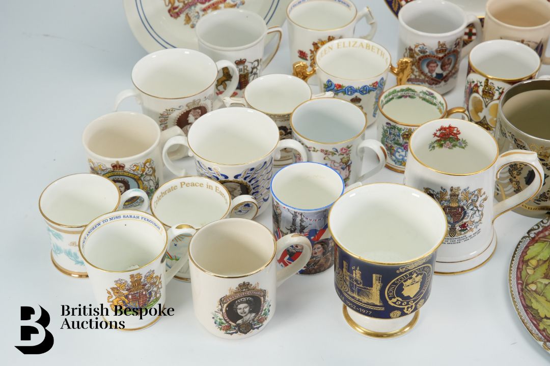 Large Quantity of 20th Century Royal Commemorative Ware - Image 7 of 11