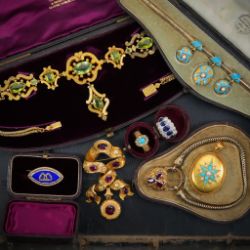 Jewellery, Silver, Asian Art, Porcelain, Antiques & Collectables