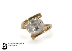 14ct Yellow Gold White Stone Ring