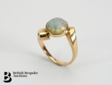 14ct Yellow Gold Synthetic Opal Ring