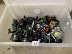 LARGE COLLECTION OF VINTAGE FISHING REELS