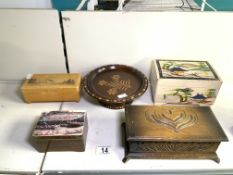 A QUANTITY OF MUSICAL JEWELLERY BOXES AND A BOWL