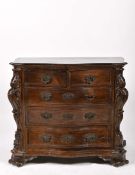 A serpentine commode