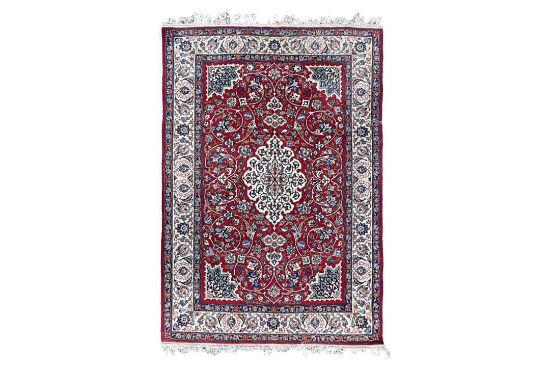 A modern Persian Kashan wool rug - Image 1 of 22