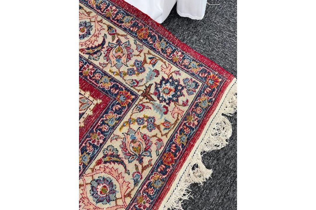 A modern Persian Kashan wool rug - Image 22 of 22
