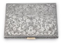 An Italian .800 silver cigarette