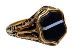 A mid Victorian agate, enamel and yellow gold memorial ring