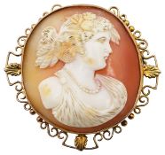 A 9ct gold framed cameo