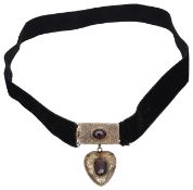 A mid Victorian garnet heart-shaped pendant