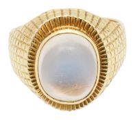 An 18k yellow gold and moonstone cabochon dress ring