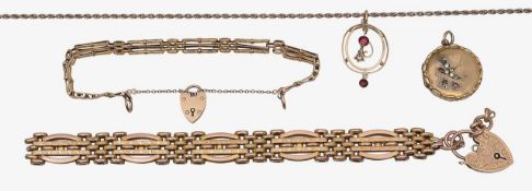 Two gate bracelets with two pendants and a rope chain