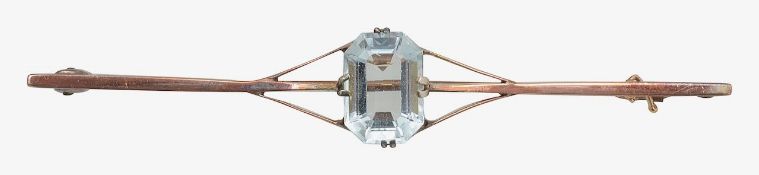 An aquamarine bar brooch