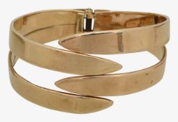 A 9ct sprung hinged bangle