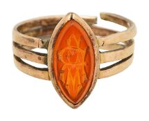 A cornelian intaglio ring